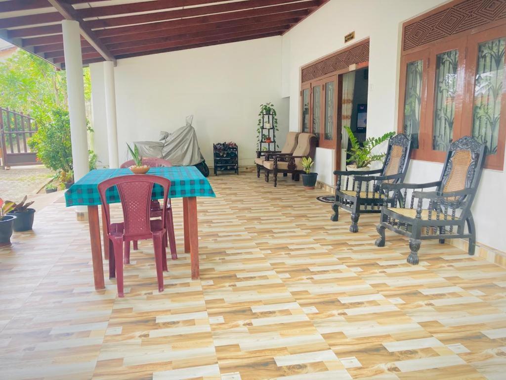 Ameena Homestay Tangalle Exterior foto