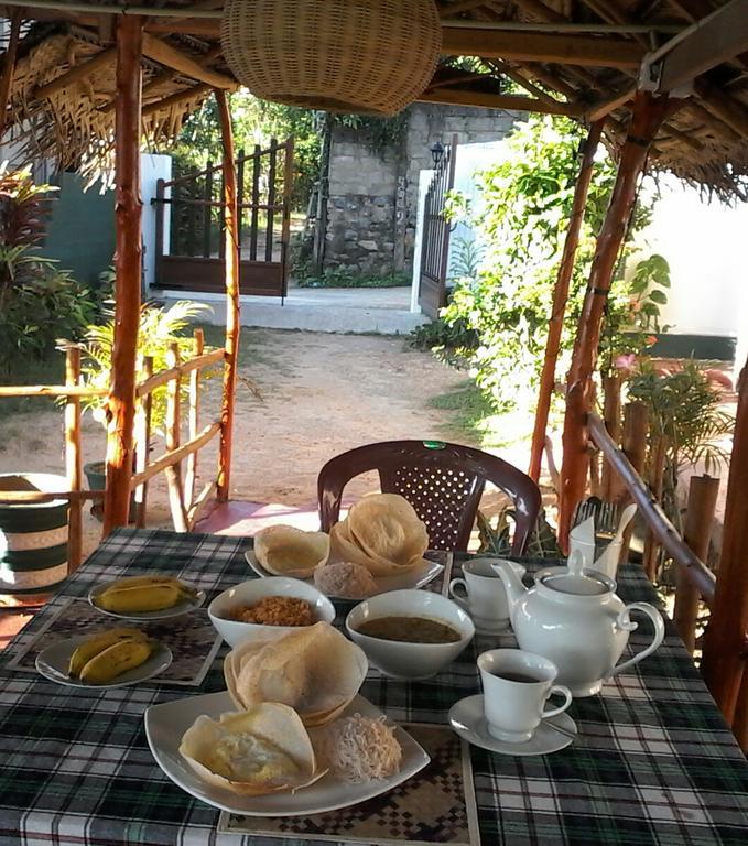 Ameena Homestay Tangalle Exterior foto